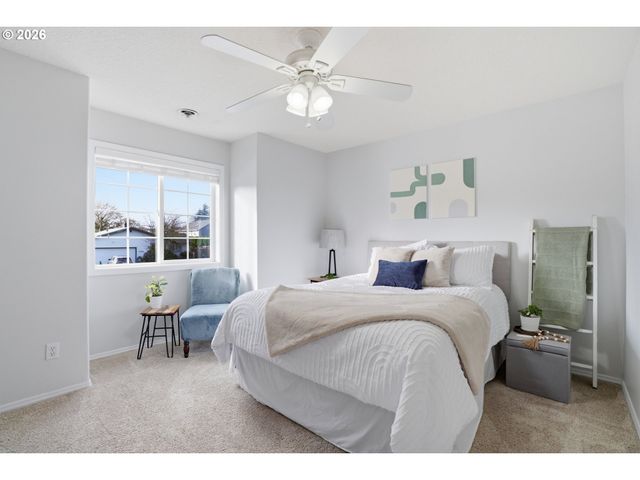 14829 Se TERRITORY Dr, Clackamas, OR 97015