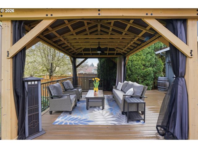 14829 Se TERRITORY Dr, Clackamas, OR 97015