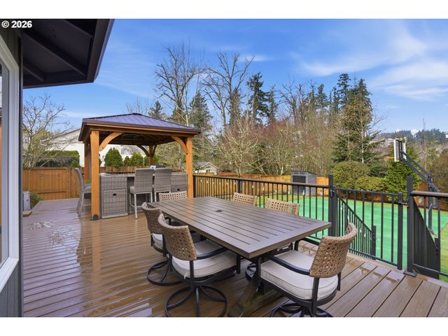 14829 Se TERRITORY Dr, Clackamas, OR 97015