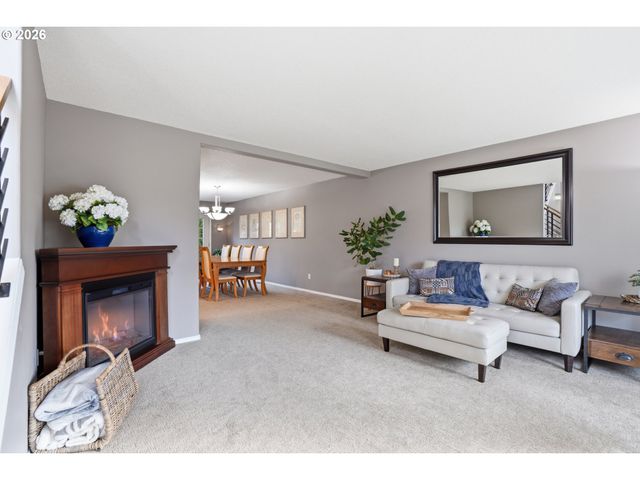 14829 Se TERRITORY Dr, Clackamas, OR 97015