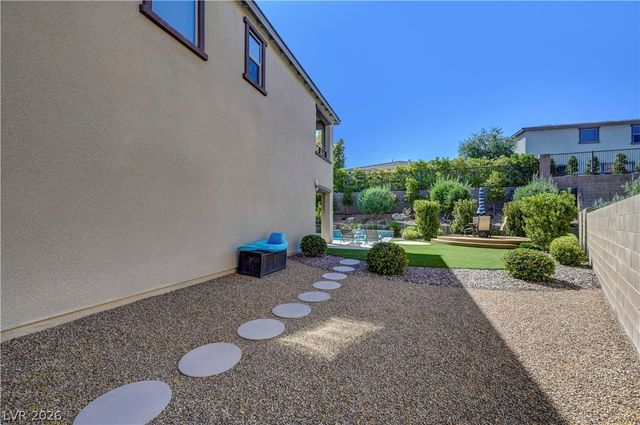 820 Riverlawn Place, Las Vegas, NV 89138