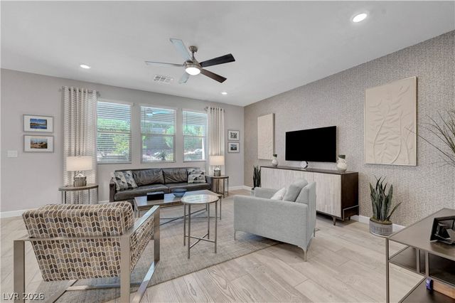 820 Riverlawn Place, Las Vegas, NV 89138