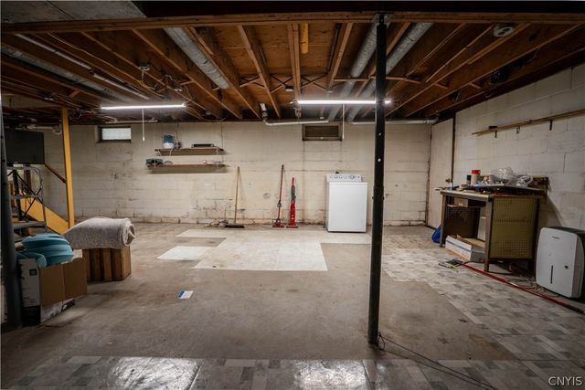 312 French Road, Utica, NY 13501