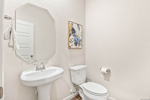 17031 Autry Falls, San Antonio, TX 78247