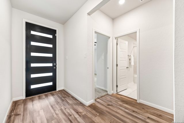 17031 Autry Falls, San Antonio, TX 78247