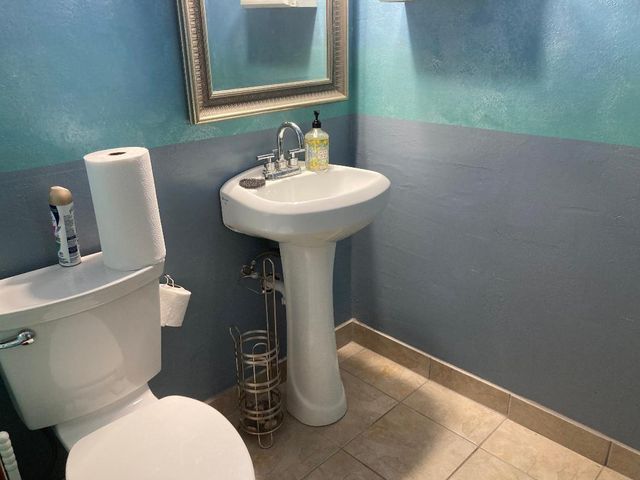 11001 Fondren Road A, Houston, TX 77096