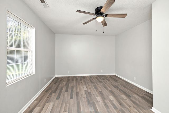 1156 Middle Drive, Pinewood, SC 29125