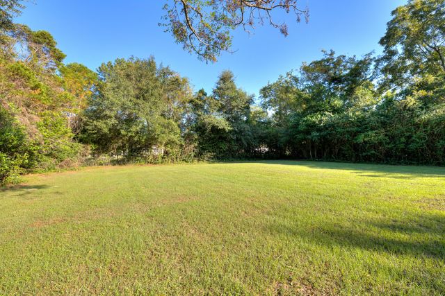 1156 Middle Drive, Pinewood, SC 29125