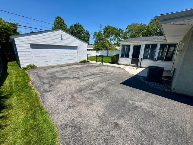 5246 Bigelow Drive, Hilliard, OH 43026
