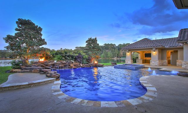 147 Manor Lake Estates Drive, Spring, TX 77379