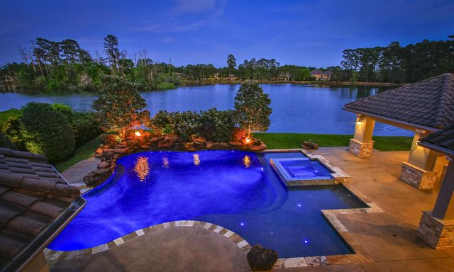 147 Manor Lake Estates Drive, Spring, TX 77379