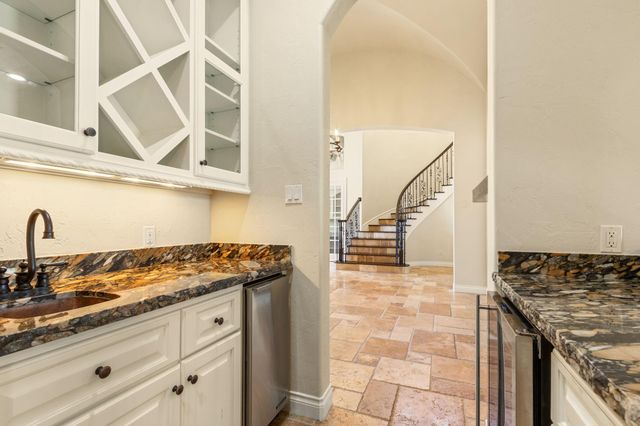 147 Manor Lake Estates Drive, Spring, TX 77379