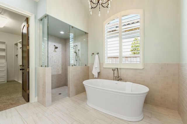 147 Manor Lake Estates Drive, Spring, TX 77379