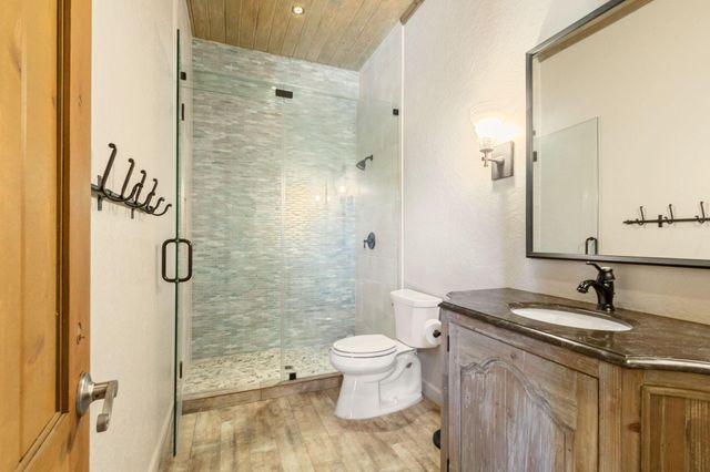 147 Manor Lake Estates Drive, Spring, TX 77379