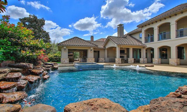 147 Manor Lake Estates Drive, Spring, TX 77379