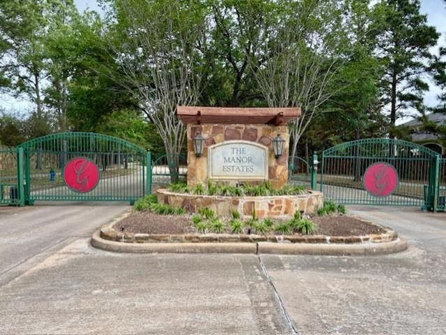 147 Manor Lake Estates Drive, Spring, TX 77379