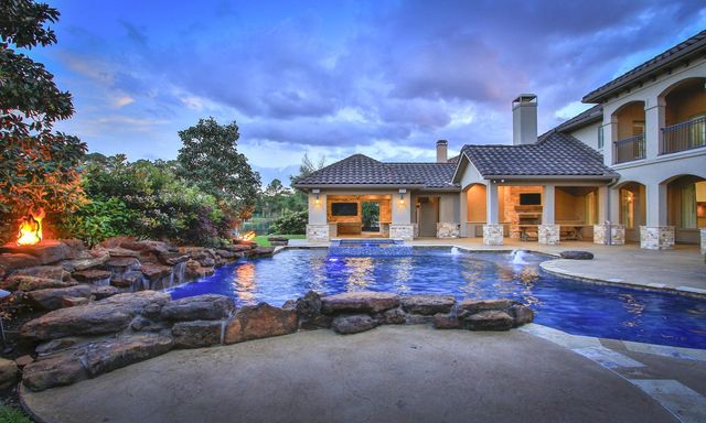 147 Manor Lake Estates Drive, Spring, TX 77379