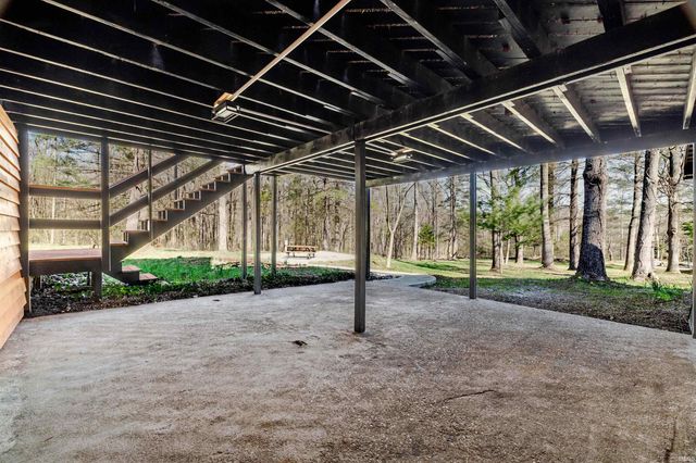 123 Empire Lane, Bedford, IN 47421