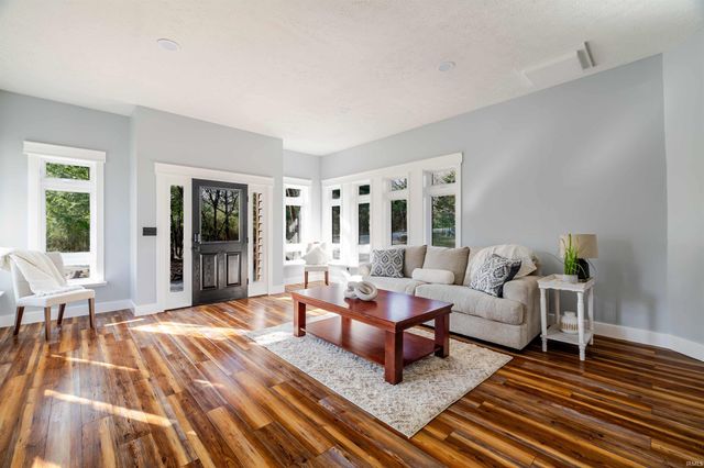 123 Empire Lane, Bedford, IN 47421