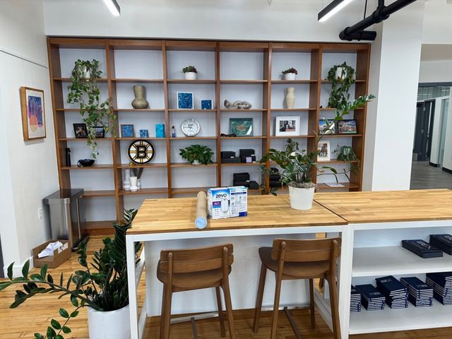 1 Harvard 201, Brookline, MA 02445