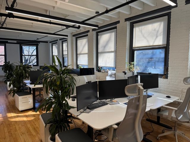 1 Harvard 201, Brookline, MA 02445