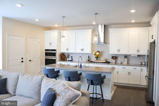 823 HARRISON, Frenchtown, NJ 08825