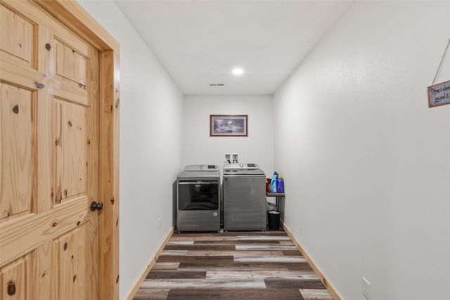 2114 60th Avenue, Melcher Dallas, IA 50062