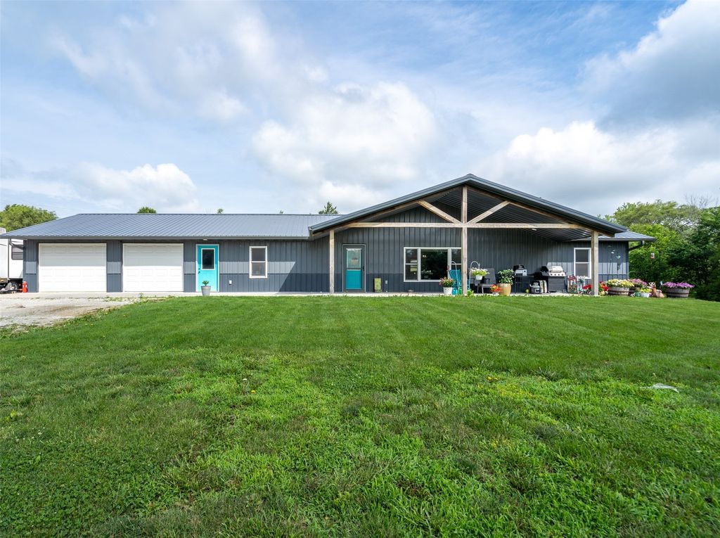 2114 60th Avenue, Melcher Dallas, IA 50062