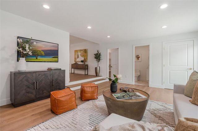 6615 Orion, Van Nuys, CA 91406