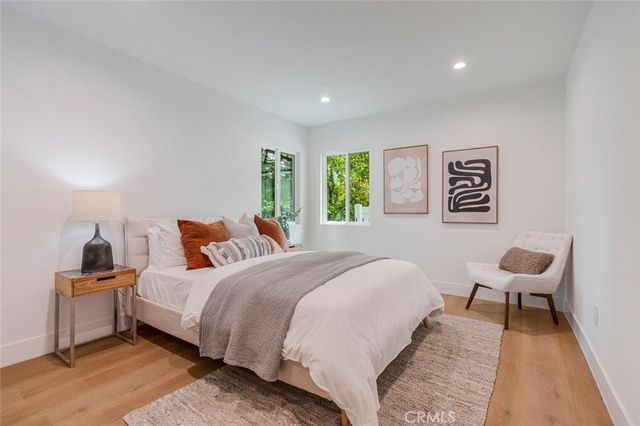 6615 Orion, Van Nuys, CA 91406