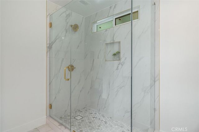 6615 Orion, Van Nuys, CA 91406