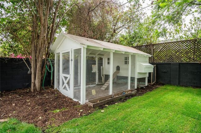 6615 Orion, Van Nuys, CA 91406