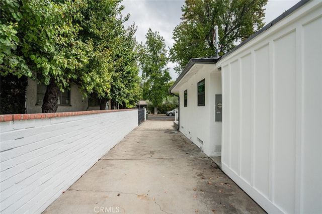 6615 Orion, Van Nuys, CA 91406