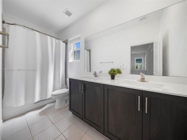 1411 SE 26th Road, Homestead, FL 33035