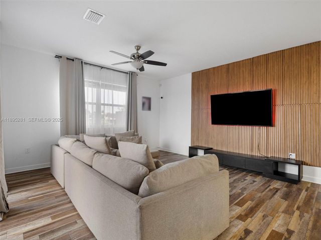 1411 SE 26th Road, Homestead, FL 33035