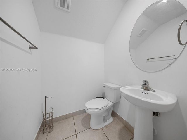 1411 SE 26th Road, Homestead, FL 33035