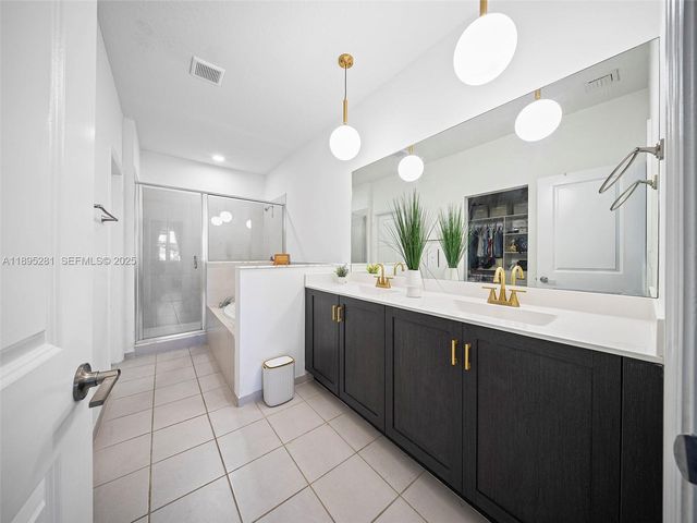 1411 SE 26th Road, Homestead, FL 33035