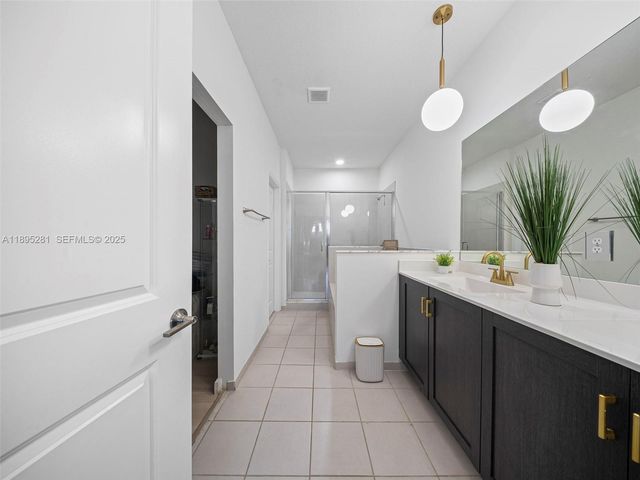 1411 SE 26th Road, Homestead, FL 33035