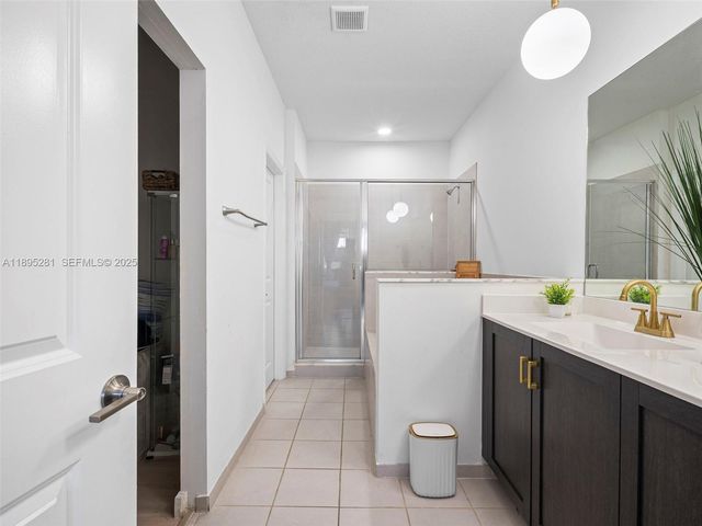 1411 SE 26th Road, Homestead, FL 33035