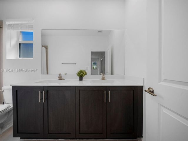 1411 SE 26th Road, Homestead, FL 33035