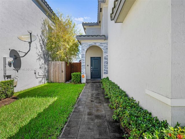 1411 SE 26th Road, Homestead, FL 33035