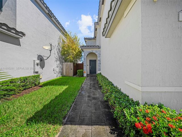 1411 SE 26th Road, Homestead, FL 33035