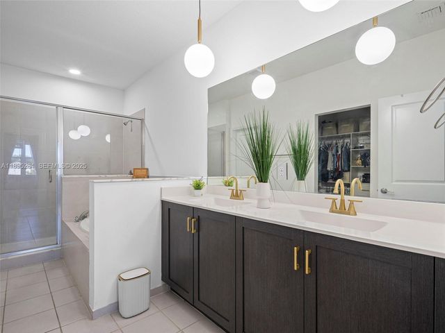 1411 SE 26th Road, Homestead, FL 33035