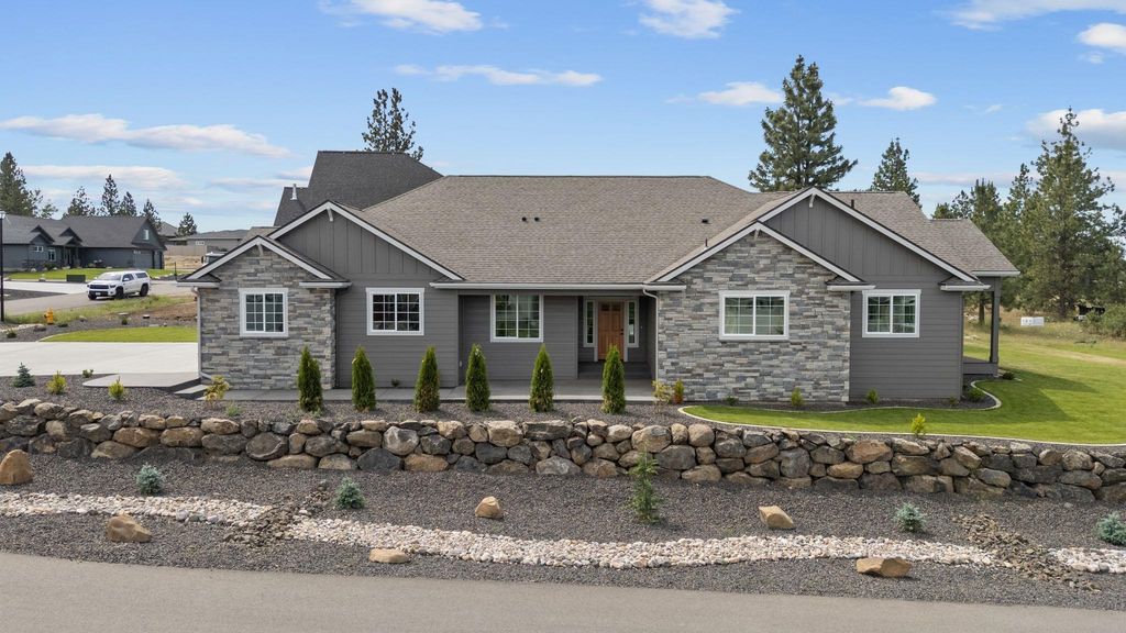 2519 S Man O War Ln, Veradale, WA 99037