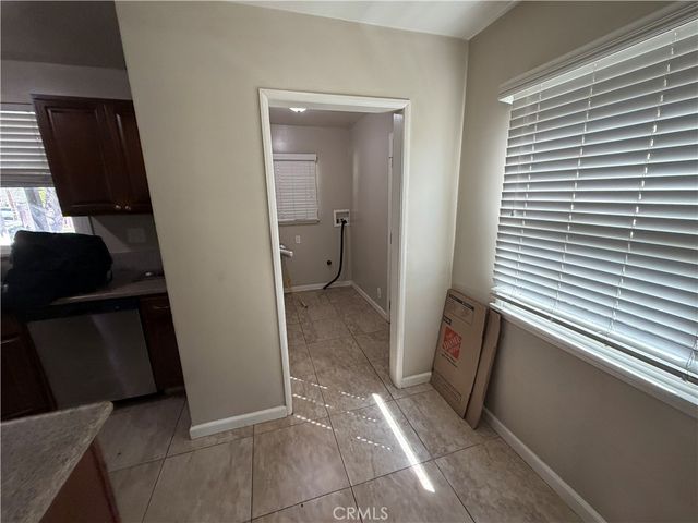 20252 Archwood Street, Winnetka, CA 91306