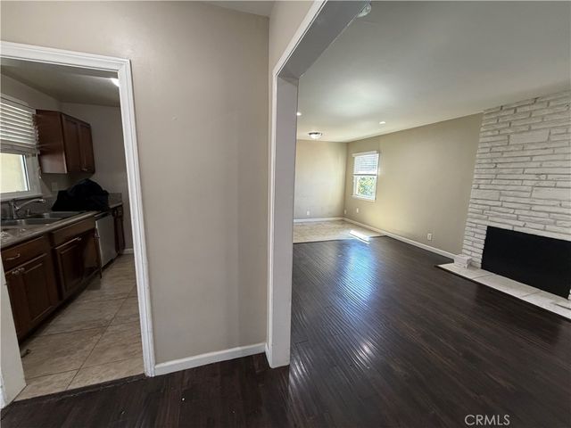 20252 Archwood Street, Winnetka, CA 91306