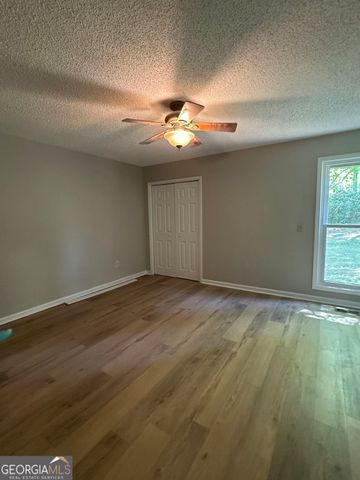 1027 Summer Place NW, Acworth, GA 30102