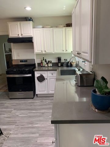 833 Wilcox Avenue, Los Angeles, CA 90038