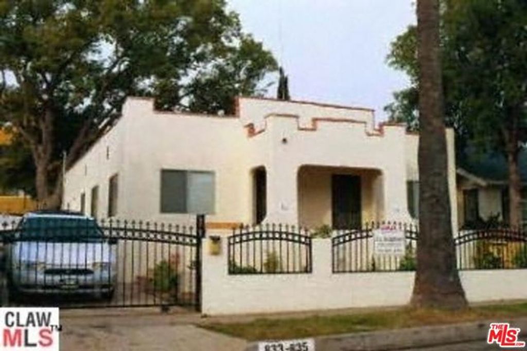 833 Wilcox Avenue, Los Angeles, CA 90038