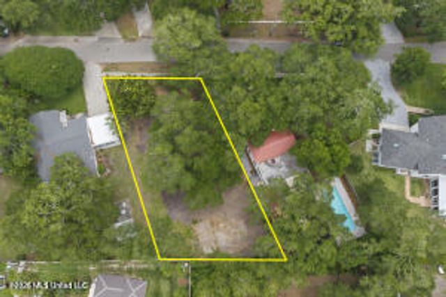 0 Camelia, Pass Christian, MS 39571